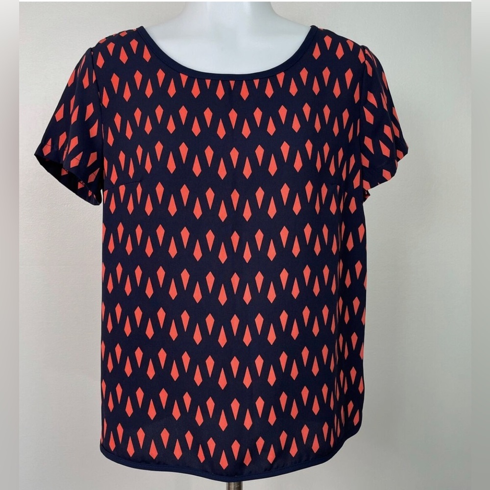 Francesca's Buttons Top, EUC